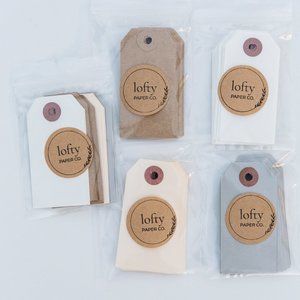 Set of 30 New Blank Parcel Gift Tags (white or kraft paper), ready to go!